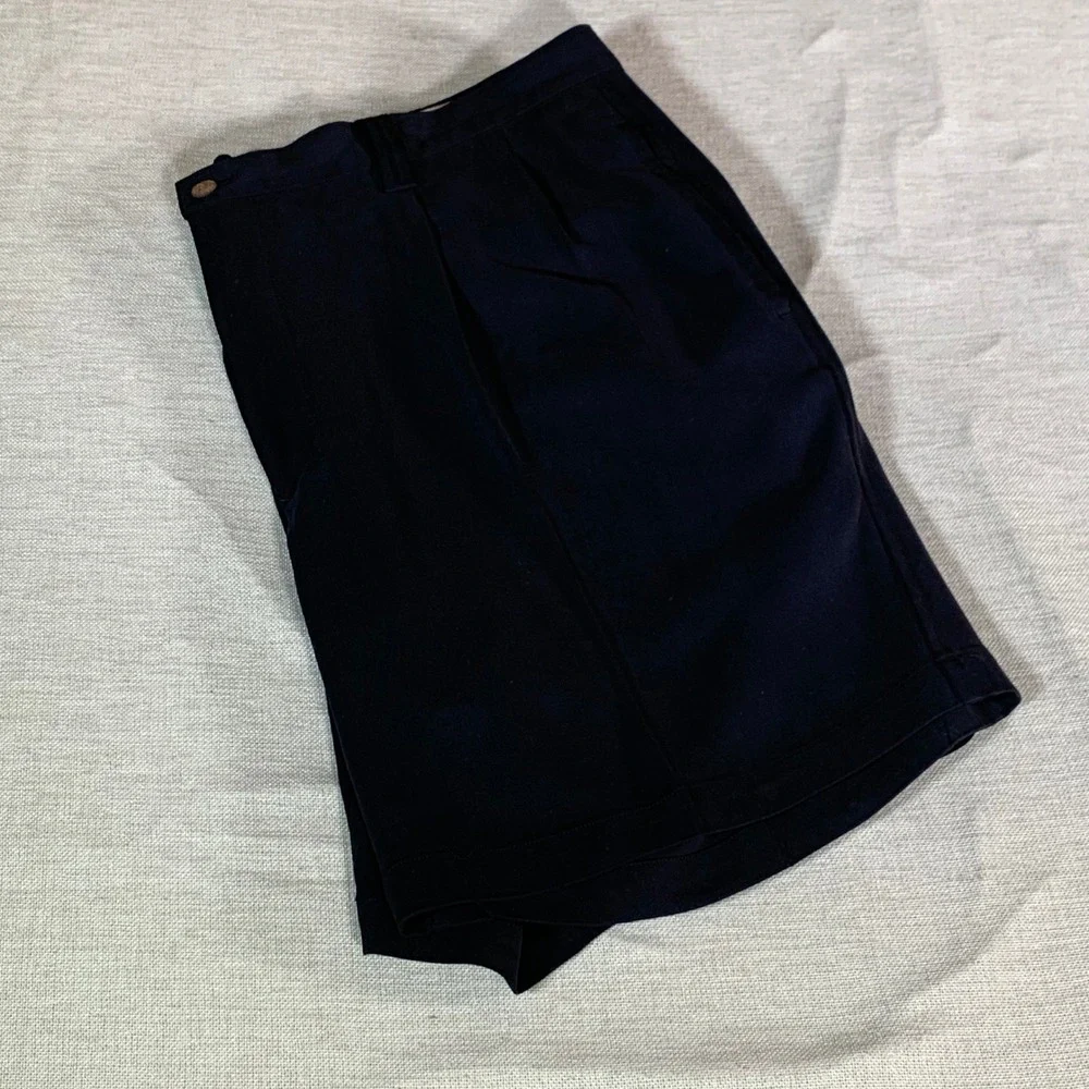 Tommy Bahama Relax Mens 40 Black 100% Silk Pleated Front Casual Shorts RN 86549